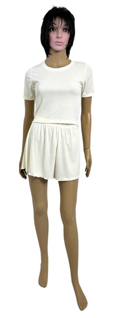 Комплект женский футболка с шортами мустанг рубчик молочного цвета, 48, Молочный